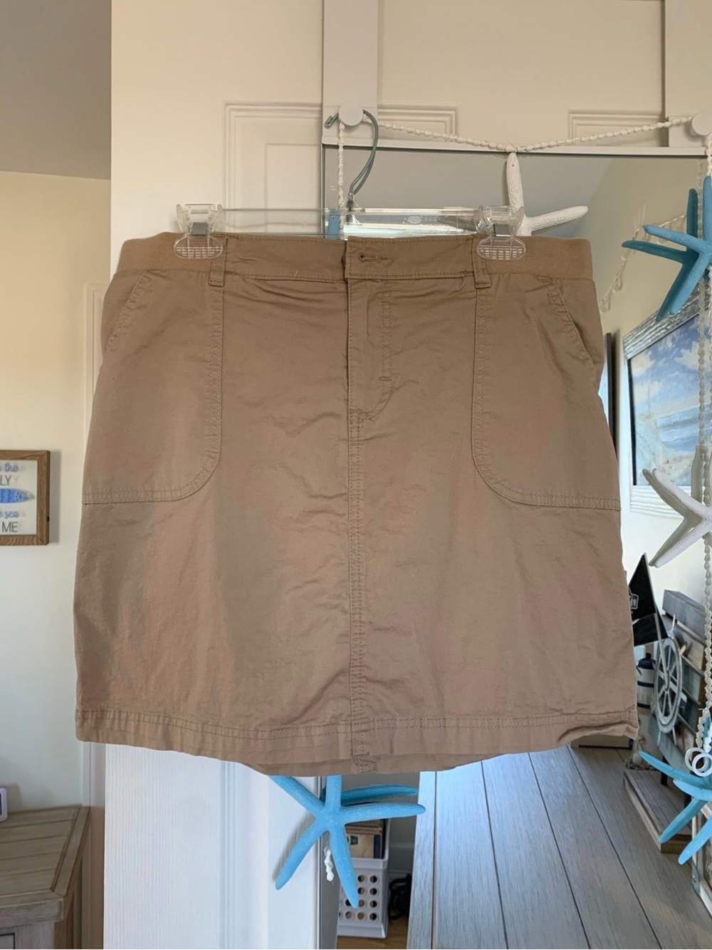 Lee Women’s Mini Skirt in Tan